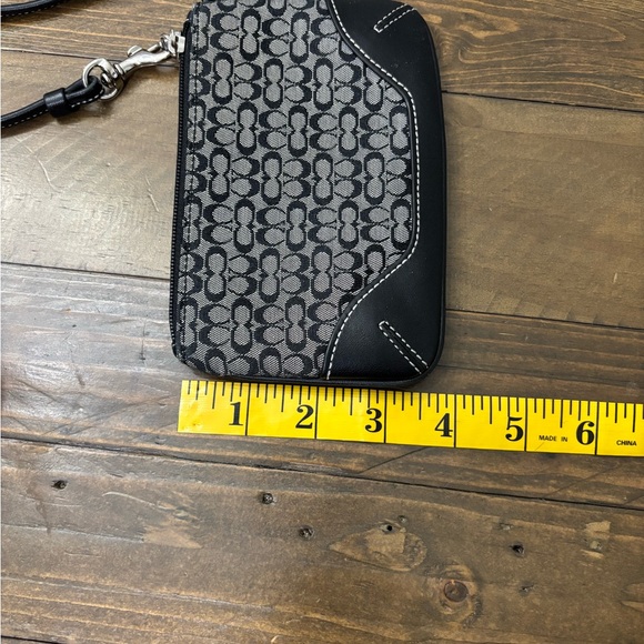 Coach Signature C Jacquard Print Leather Trim Wristlet - Picture 7 of 9